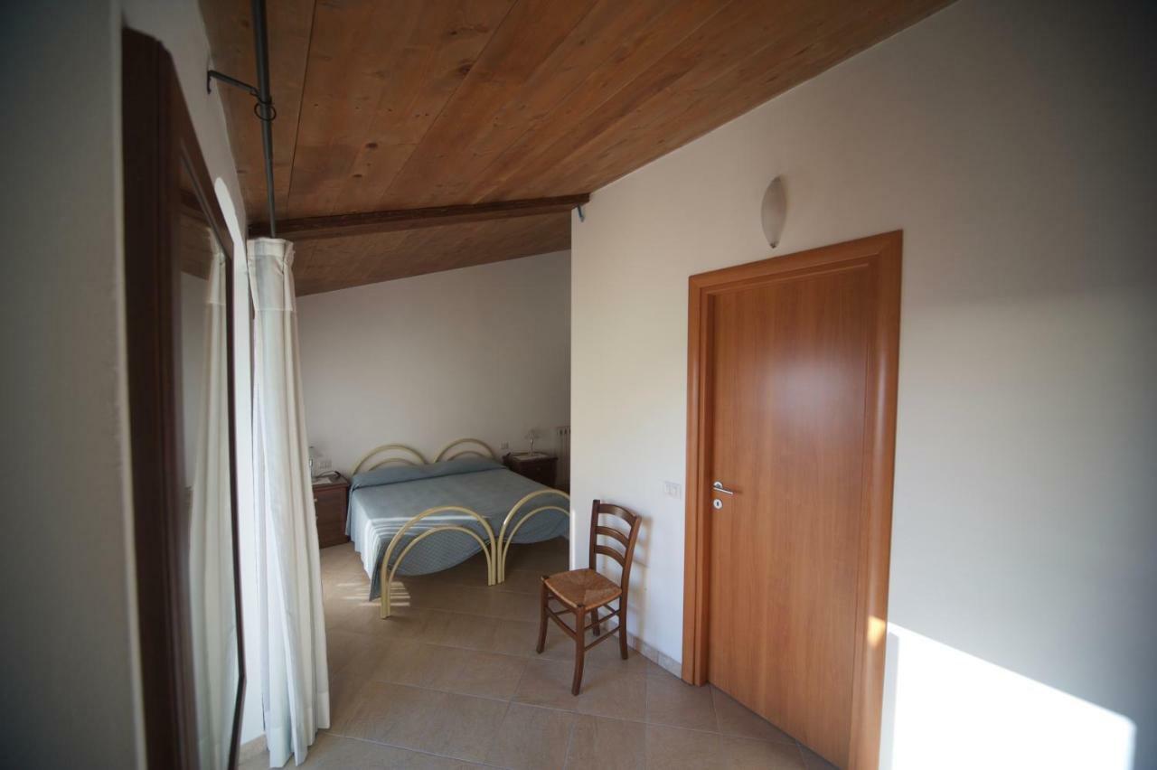 Al Vecchio Convento Mare E Monti Frühstückspension